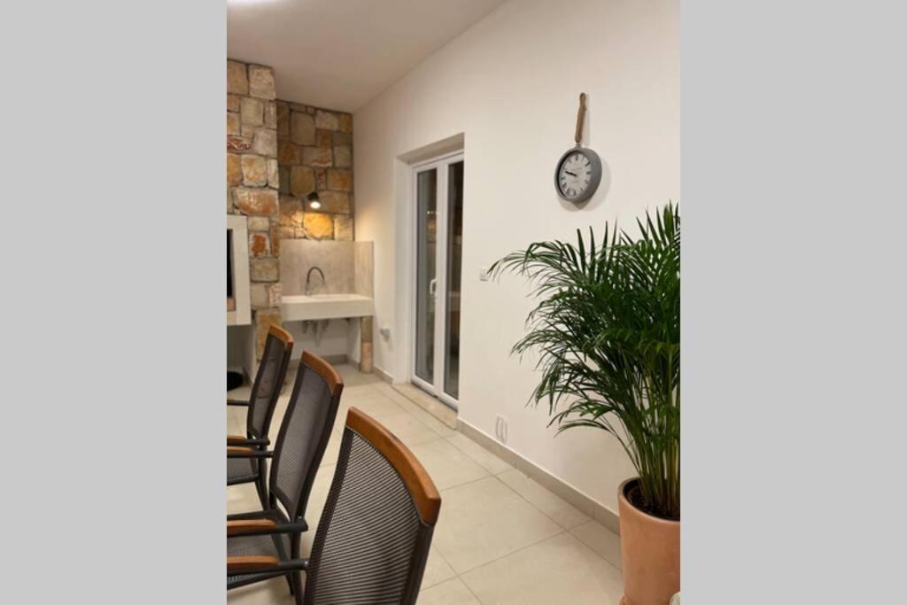 Seaview pool apartment-Lumière, Island Hvar-Gdinj Extérieur photo