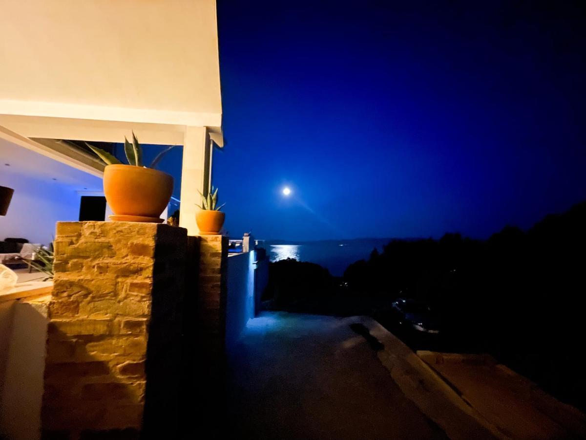Seaview pool apartment-Lumière, Island Hvar-Gdinj Extérieur photo
