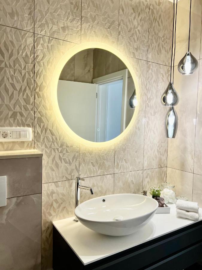 Seaview pool apartment-Lumière, Island Hvar-Gdinj Extérieur photo