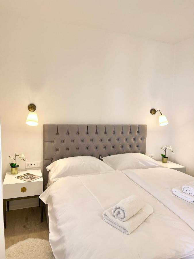 Seaview pool apartment-Lumière, Island Hvar-Gdinj Extérieur photo